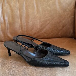 Bottega Veneta Kitten Heels - Black - 37.5